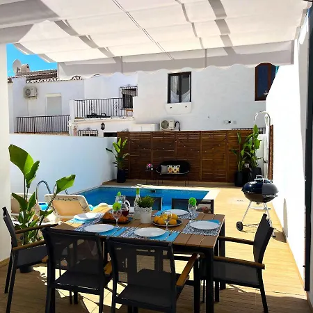 Villa Paradise - Topaz