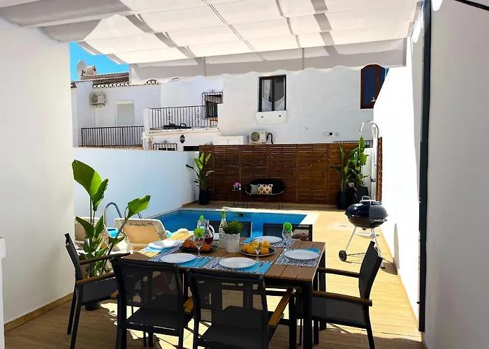 Villa Paradise - Topaz