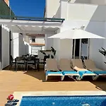 Villa Paradise - Topaz